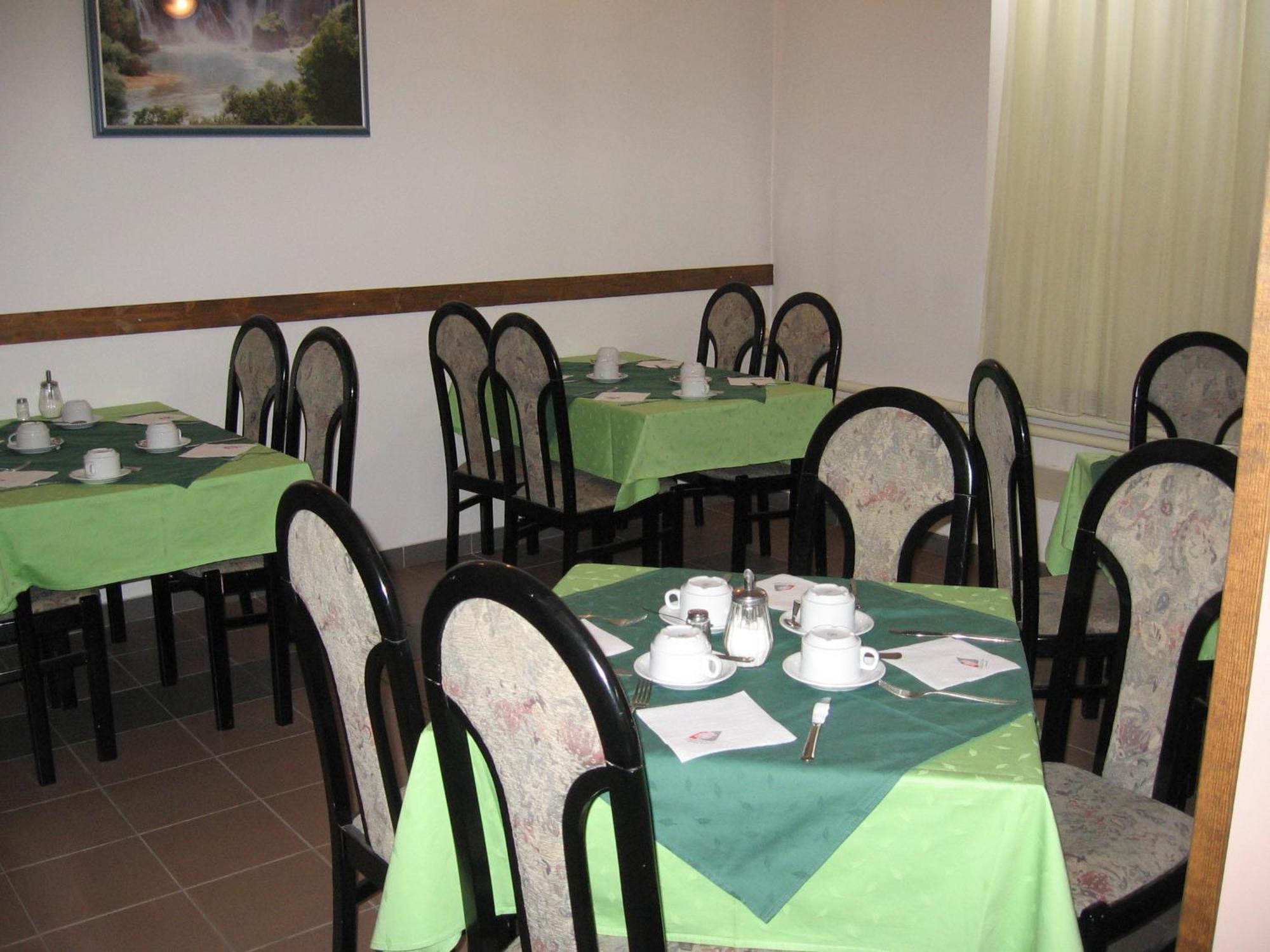 Hotel Veli Joze Pula Exterior photo